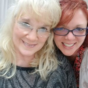 Meet your Posher, Deana